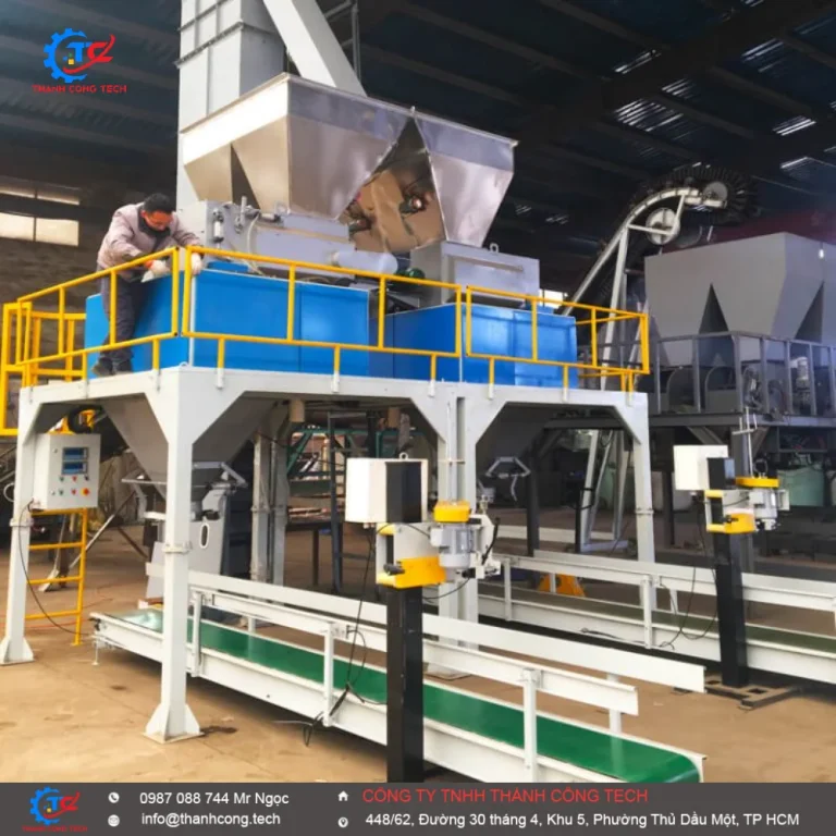 Máy Cân Đóng Bao Cám Tự Động