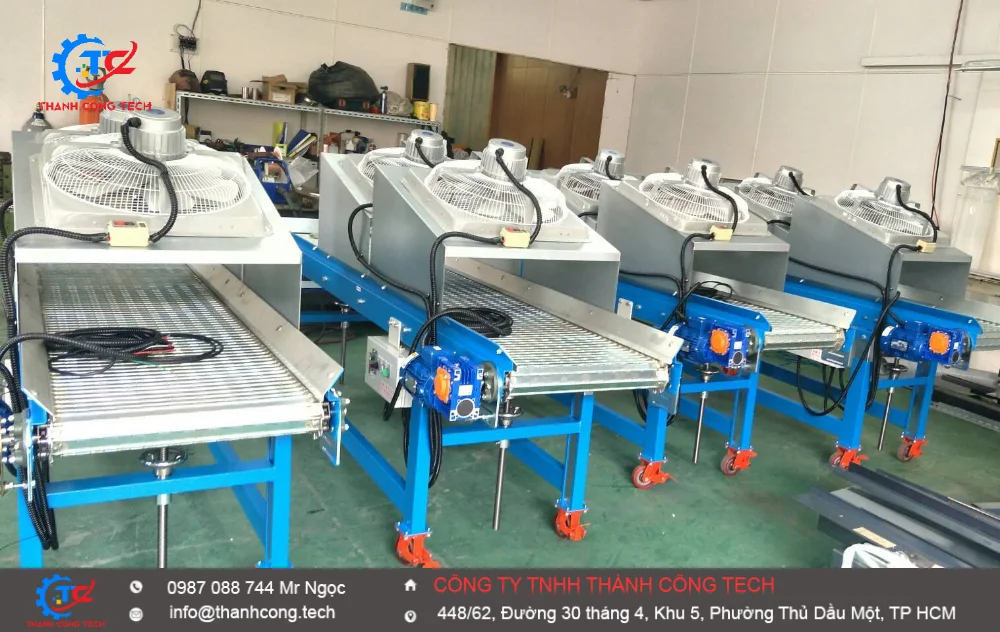 Băng tải co màng