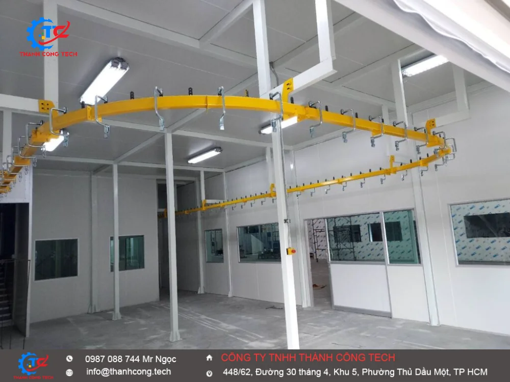 Băng tải treo quần áo